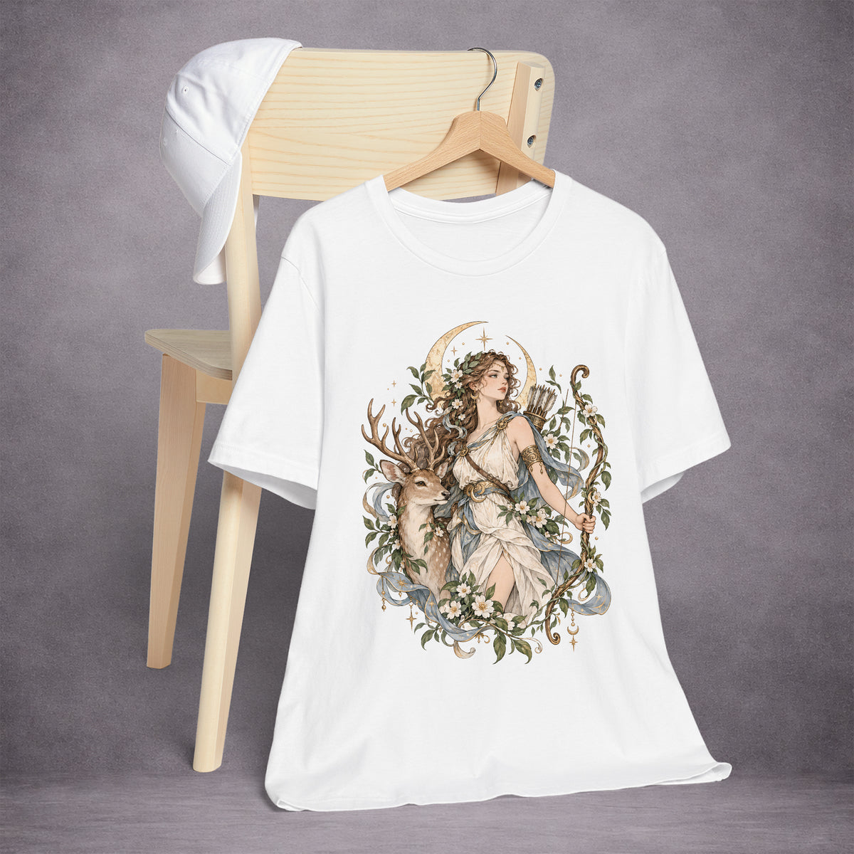 MOONLIT-HART-WHERE-THE-WILD-FINDS-WONDER-829E5B-ESSENTIAL-TEE-WHITE-FRONT-02